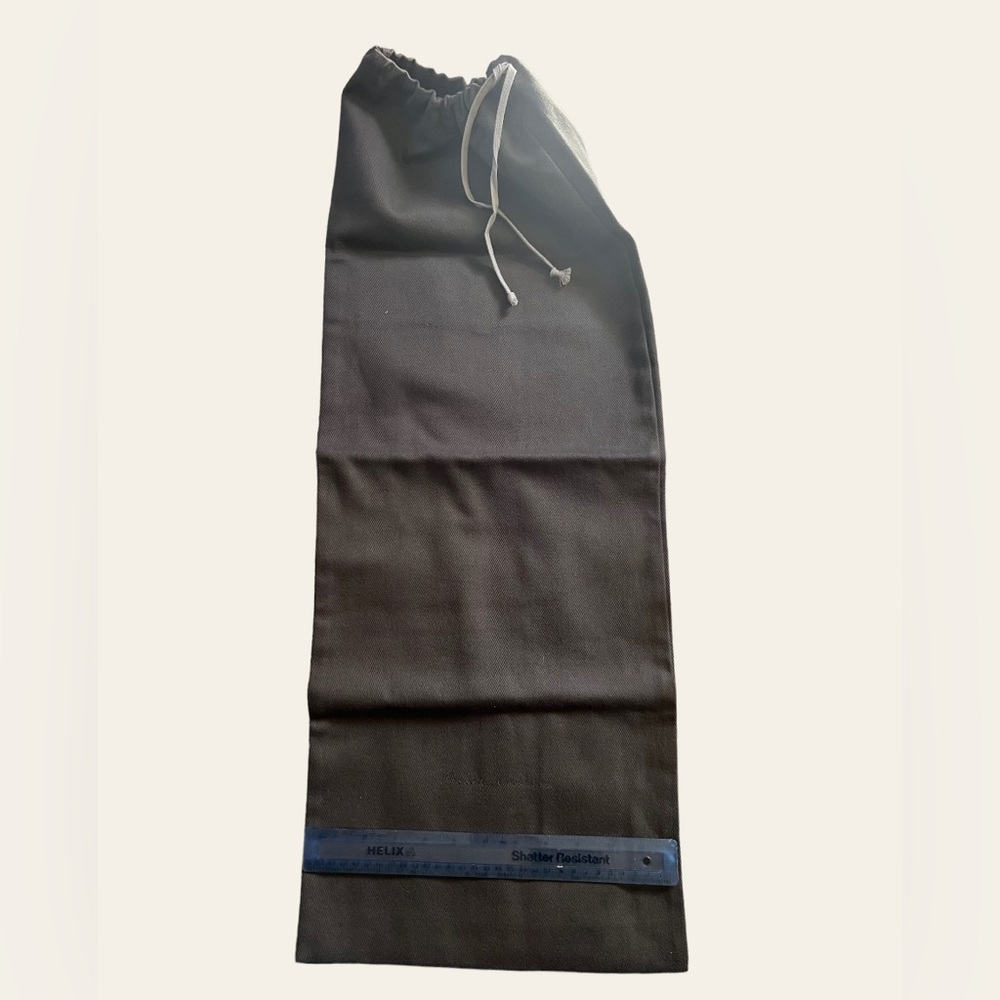 Rick Owens original duster bag.
12” X 33” aprox.